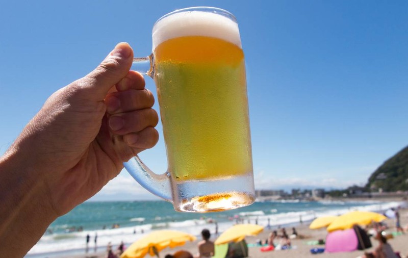 Un turist spune unde a găsit cea mai ieftină bere de pe litoralul românesc: „4 lei la draft, nu poți mai bine de atât”