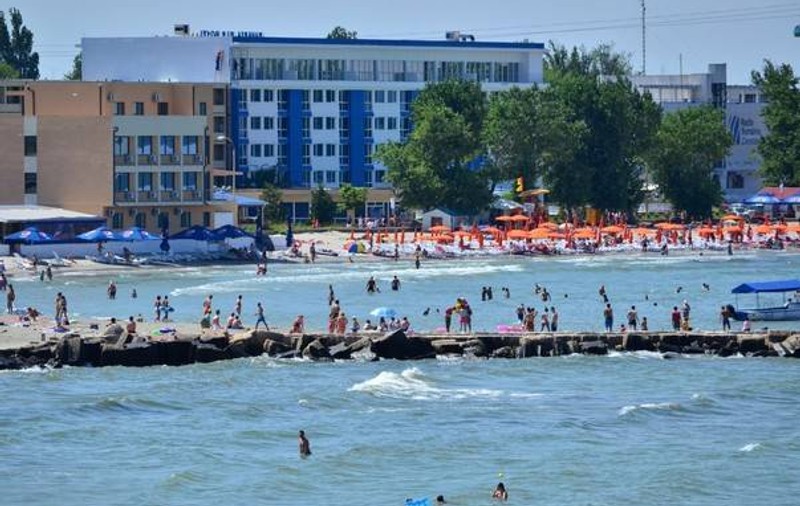 A VĂZUT MOARTEA CU OCHII! Ce a păţit o vedetă de la noi, la o terasă în staţiunea Mamaia