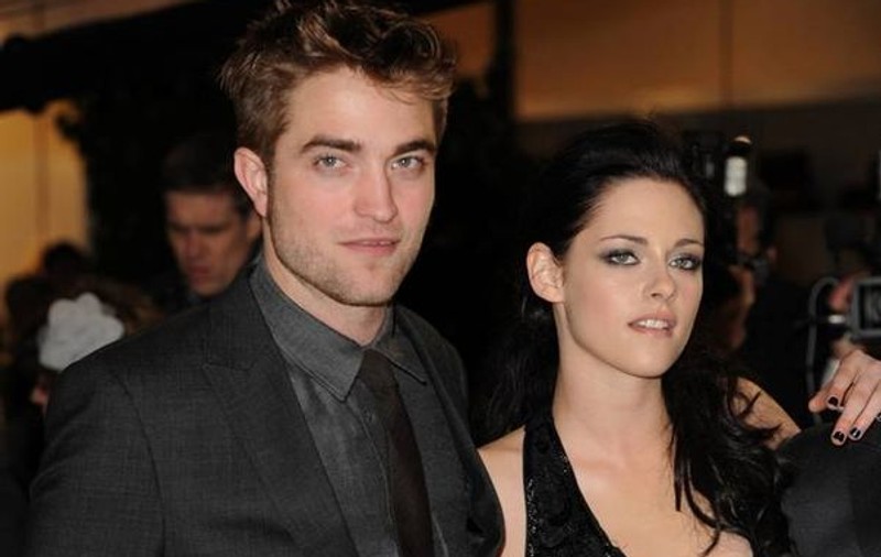 Kristen Stewart i-a luat un cadou de 100.000 de dolari lui Robert Pattinson