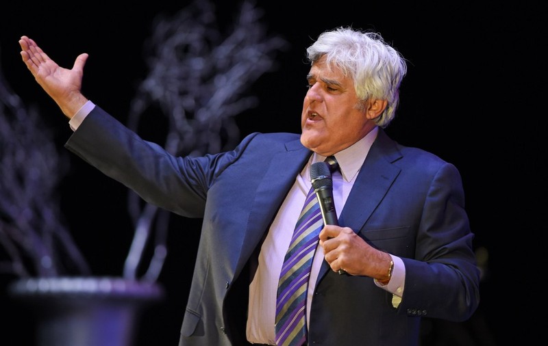 Jay Leno, implicat într-un accident de motocicletă. Care este starea celebrului prezentator TV