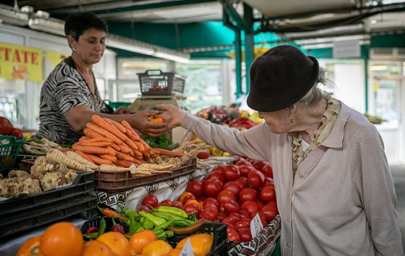 Final de epocă pentru o piață de cartier. Primăria Sectorului 4 vrea să transforme Piața Norilor într-un magazin cu etaj, lifturi și scări rulante. ”O să fie un supermarket gol”