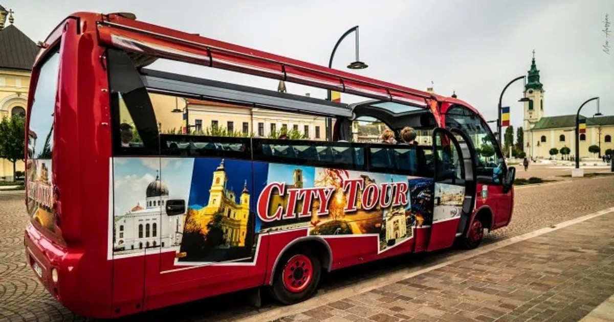 Autobuzul turistic din Oradea. Program, traseu și tarife Sursă: Facebook/Oradea Transport Local