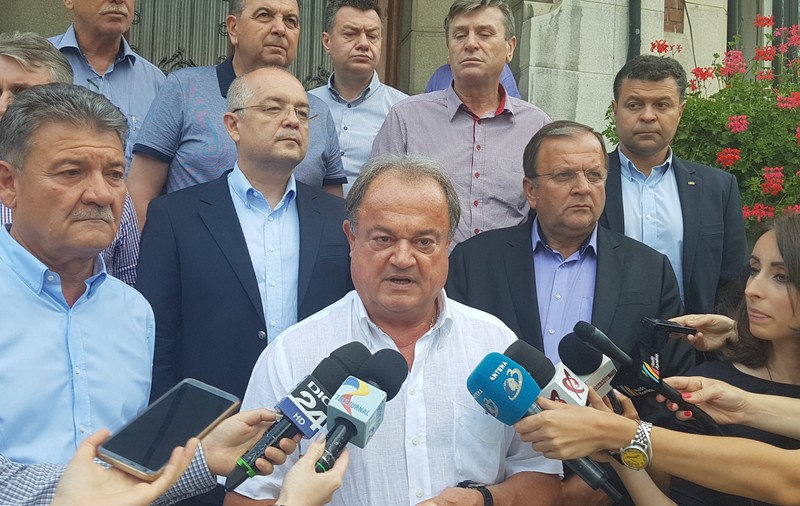 VIDEO / Blaga și-a ascultat apropiații și a tras concluzia situației din PNL: ”Sunt multe lucruri de corectat! Nu-mi trebuie o funcţie ca să am rolul pe care şi-l doresc colegii!”