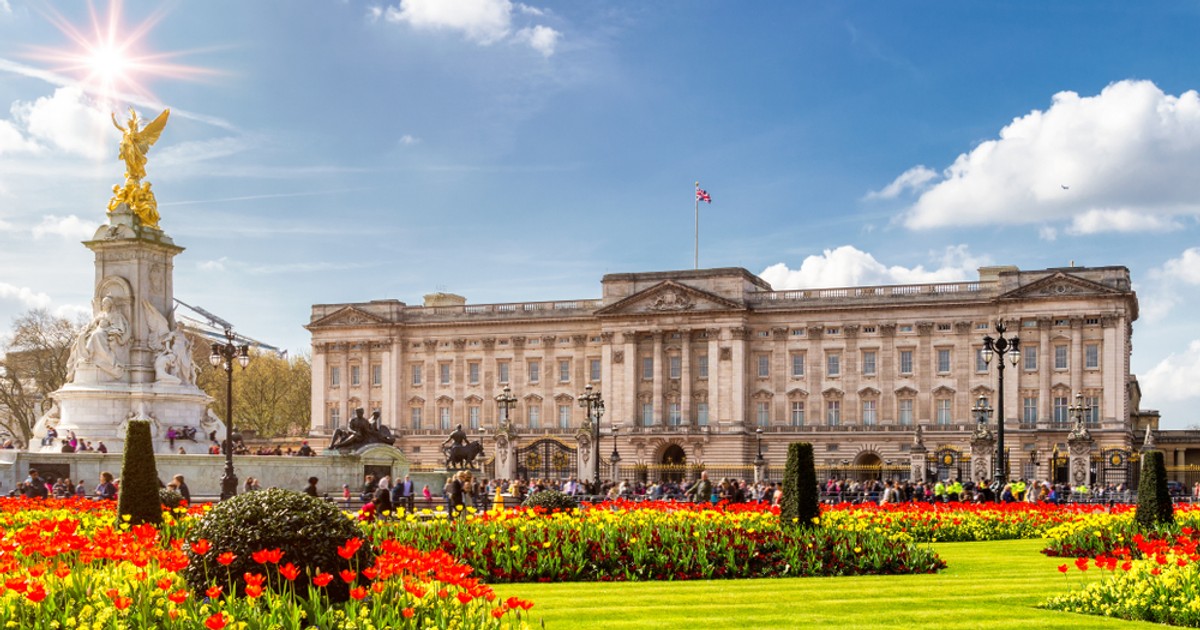 Palatul Buckingham - curiozități și obiective de vizitat
