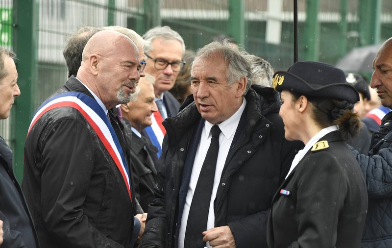 Premierul francez François Bayrou, șocat de declarațiile propriei fiice, care dezvăluie cum a fost bătută într-o școală catolică din Bétharram