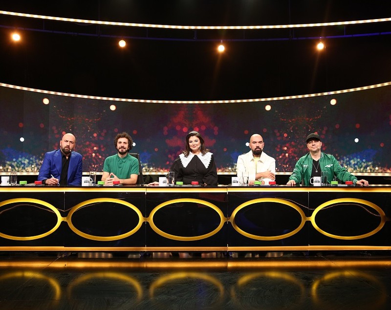 Amna vine la „Stand-Up Revolution”: „Îmi doream să n-ajung să mă duelez chiar cu ea”. Ce se întâmplă în ediția din această seară