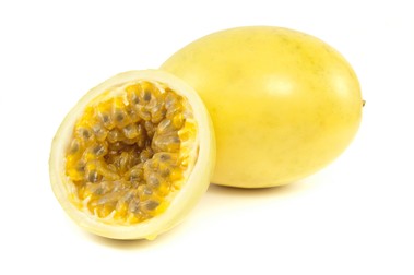fructul pasiunii galben