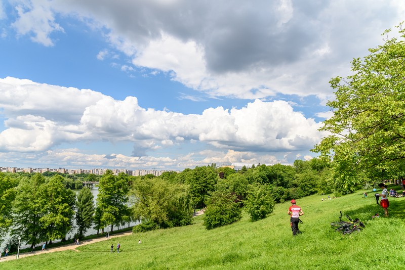 Ce să faci vara în București - Parcul Tineretului oferă o mulțime de varinate de activități în aer liber