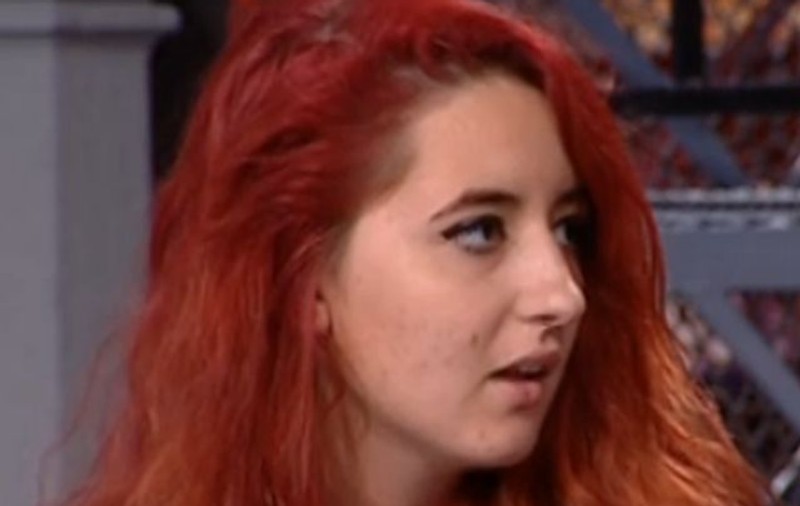 "Călcam pe cioburi şi nu simţeam nimic". O adolescentă povesteşte clipele de groază prin care a trecut în Colectiv 
