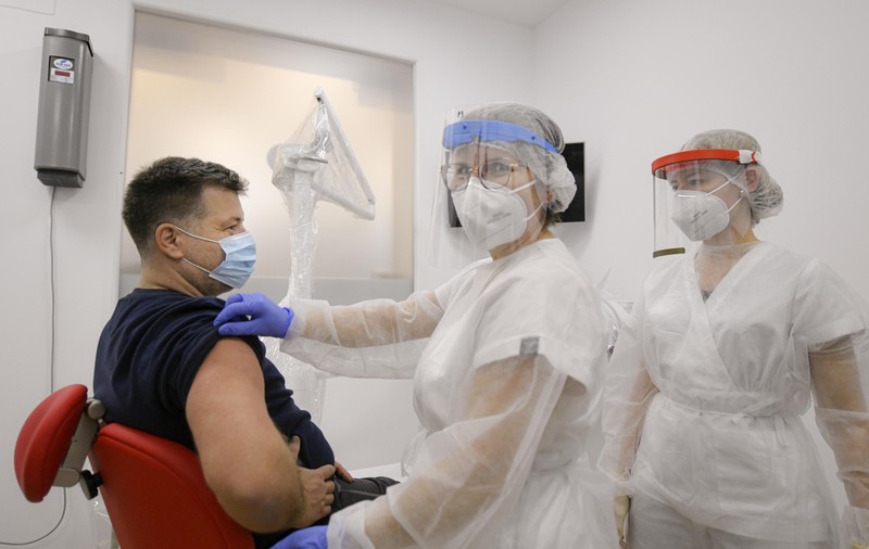 Peste 45.000 de persoane, imunizate la coronavirus în ultimele 24 de ore. Cum arată graficul vaccinărilor