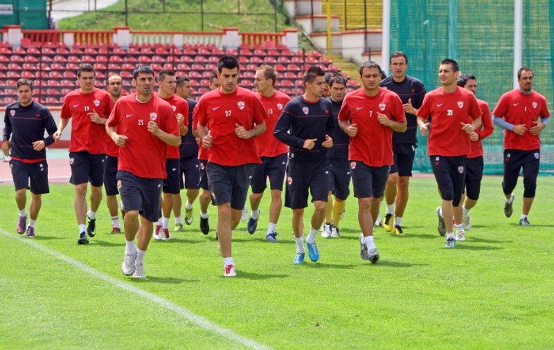 GREVĂ LA DINAMO! Uite de ce protestează jucătorii din Ştefan cel Mare