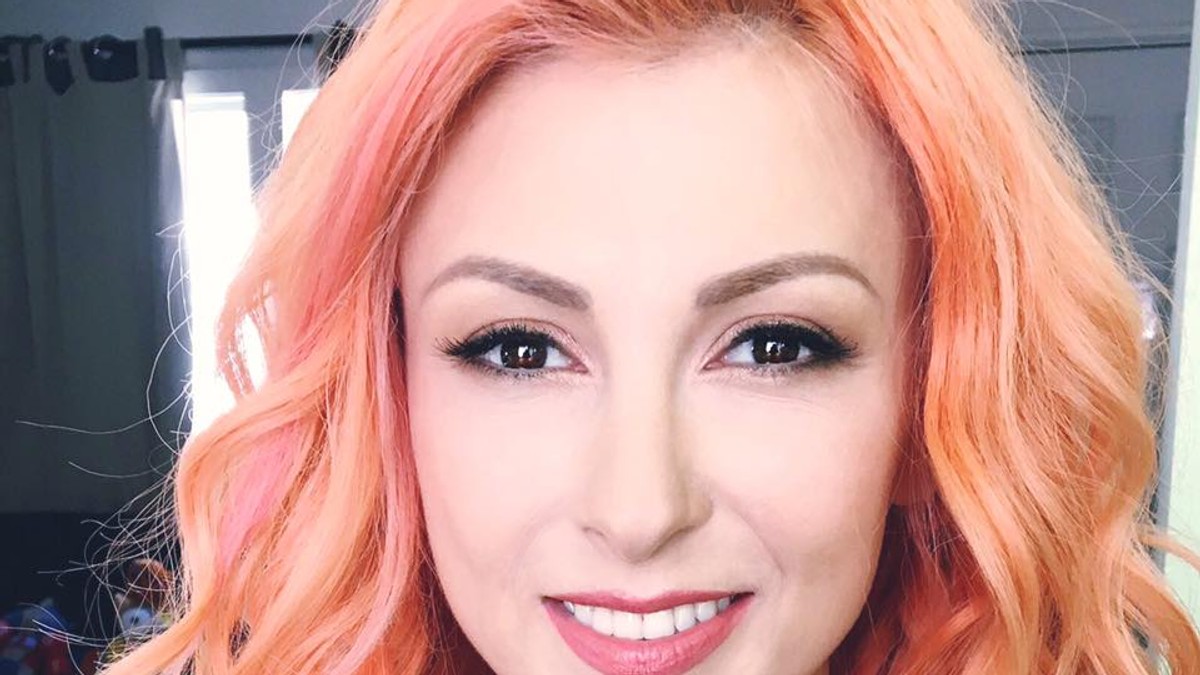 Andreea Bălan se pregătește de botezul fetiței. Își creștinează fiica în prima sâmbătă după Paște