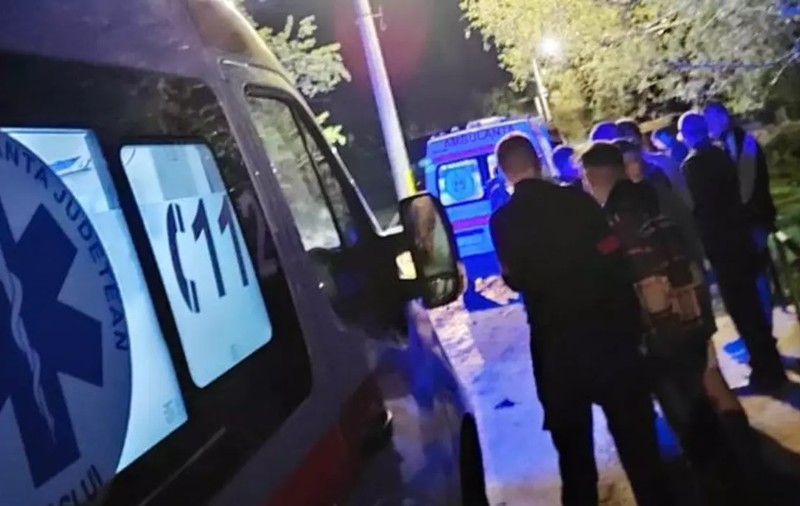 Un bărbat din Galați şi-a bătut iubita cu o bară metalică, pentru că nu i-a plăcut mâncarea pe care i-o pregătise