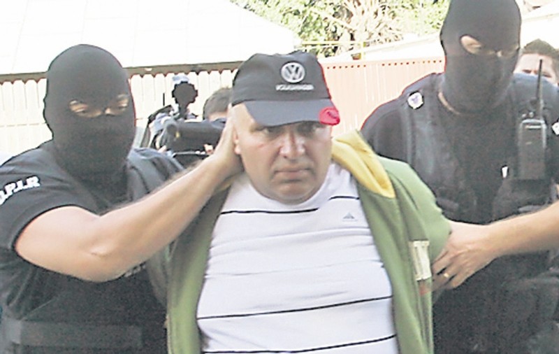 Interlopul Fane Căpățână a fost arestat preventiv, după ce s-a dat drept polițist și a jefuit un cetățean străin de 2.500 de lei