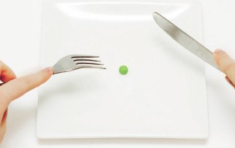 Anorexia - care sunt simptomele şi cum recunoşti o anorexică