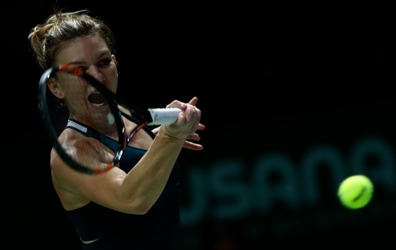 Simona Halep a abandonat la St. Petersburg și nu urcă pe locul 3 WTA. Va putea juca la Fed Cup?
