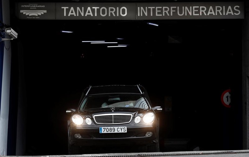 Înmormântări ca la „drive-thru” în Spania, a doua cea mai afectată țară de COVID-19 din lume