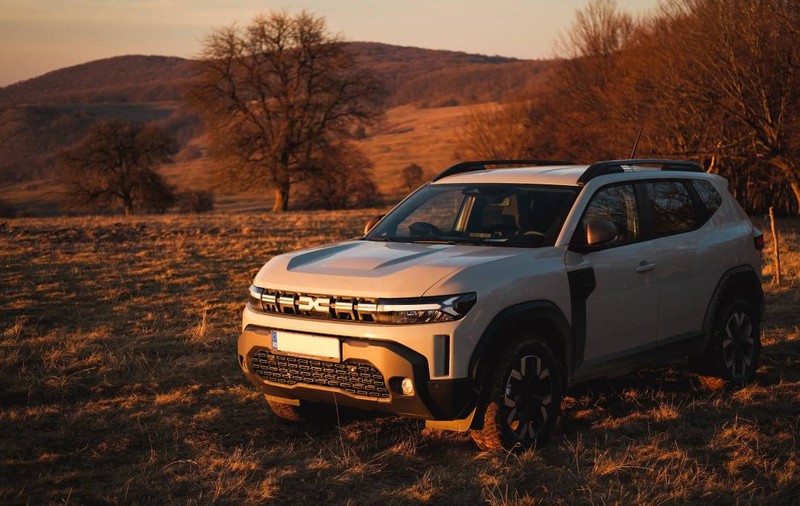 Dusterul electric, în presa internațională: un SUV accesibil care vizează piața dominată de producătorii chinezi