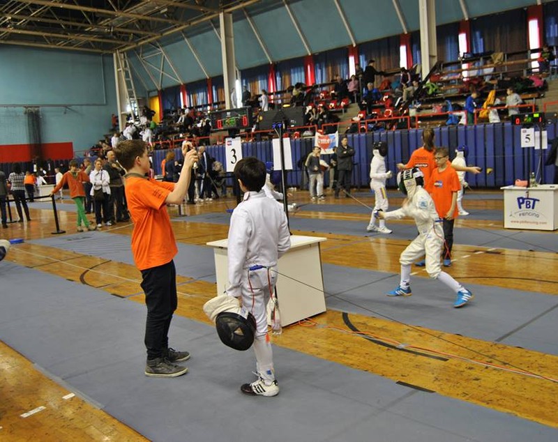 Trei spadasini români, învingători la Circuitul Internațional de spadă ”Olimpici”, de la Budapesta / FOTO