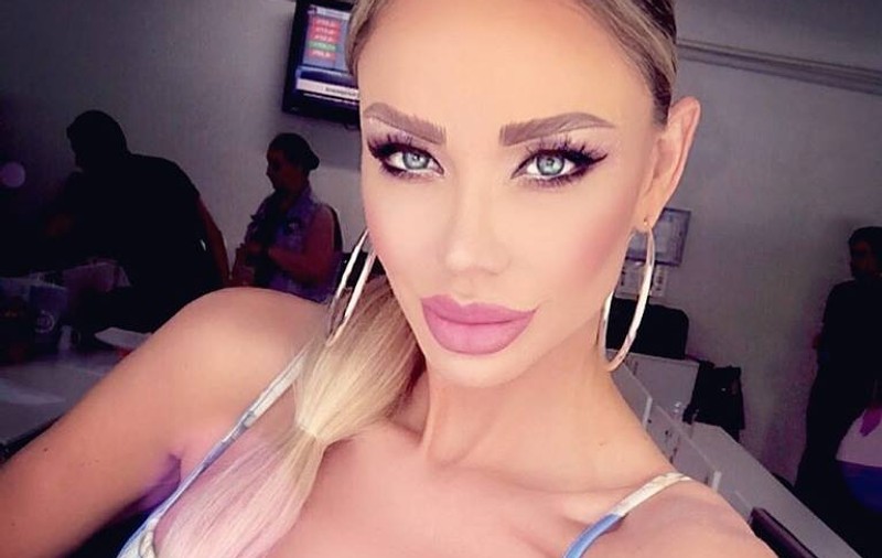 Bianca Drăgușanu are iubit nou. Nici bine nu s-a despărțit de Victor Slav și a fost surprinsă giugiulindu-se cu el