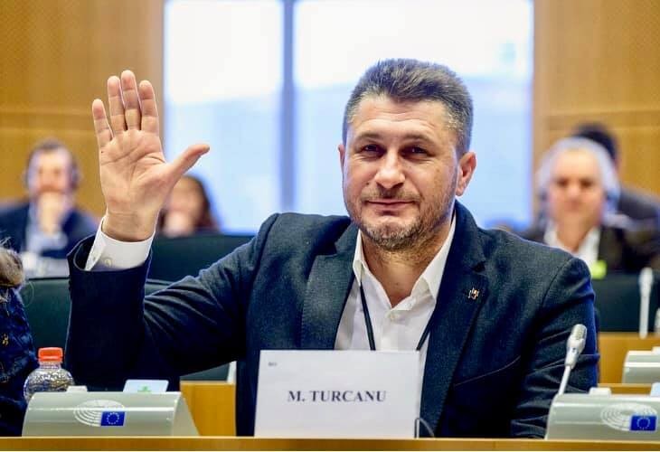 Fostul europarlamentar PNL Mihai Țurcanu este în prezent director al Direcției Sanitar Veterinare și pentru Siguranța Alimentelor (DSVSA) Botoșani | Foto: Facebook