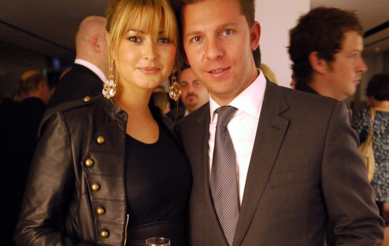 Holly Valance s-a făcut fată cuminte pentru un milionar