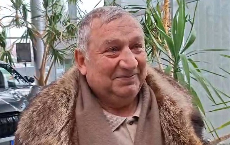 Un primar din Botoșani și-a vândut firma și le-a cumpărat angajaților câte o mașină: „Măcar atât să fac pentru ei”