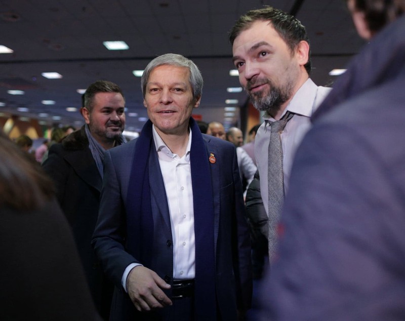 UPDATE. Dacian Cioloş a fost ales preşedintele Partidului Libertăţii, Unităţii şi Solidarităţii