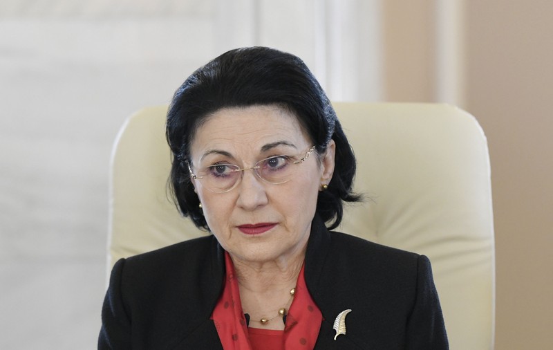 Ecaterina Andronescu a pierdut alegerile pentru șefia Senatului Politehnicii București. Tudor Prisecaru, noul președinte