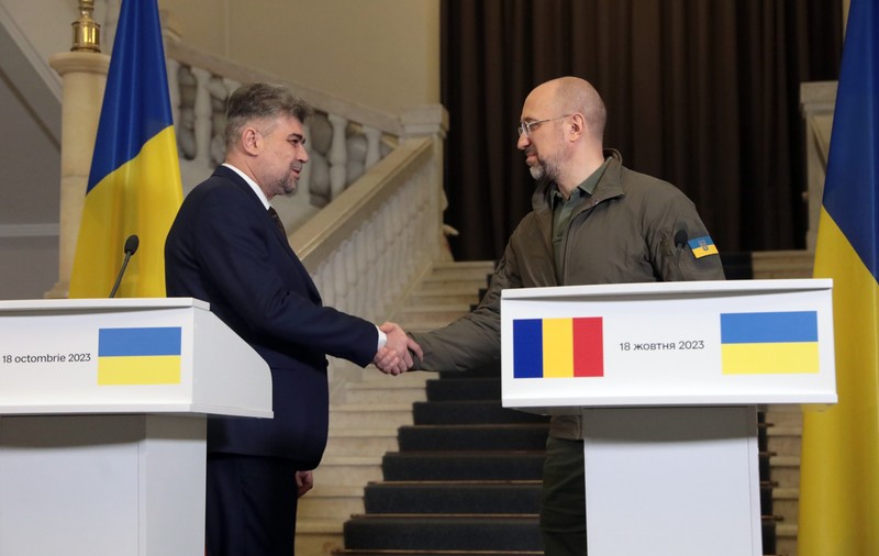 România va creşte capacitatea de transport pentru cerealele din Ucraina, anunță Ciolacu. „60% din aceste exporturi au fost realizate prin coridoarele de la noi"