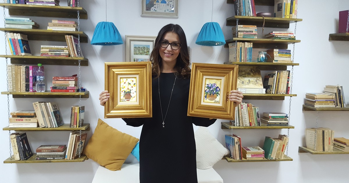 Fuego a donat două tablouri la un magazin caritabil. Oana Baba, director de comunicare la DGASPC sector 6 ne arată operele de artă
