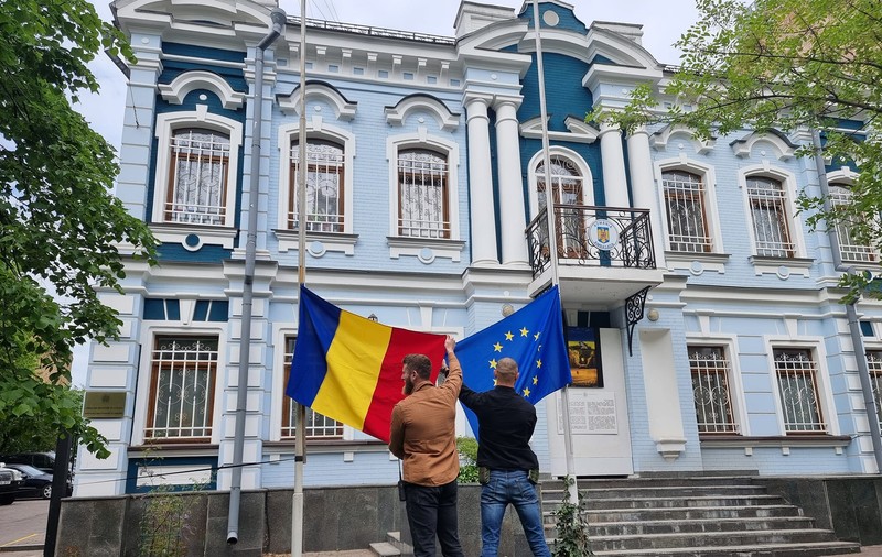 Bogdan Aurescu: Ambasada României la Kiev şi-a reluat activitatea