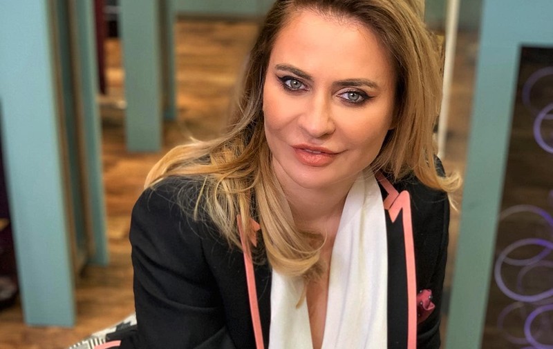 Adina Buzatu explică de ce trebuie să băgăm blugii la congelator: „Îi poți călca și sunt ca noi”