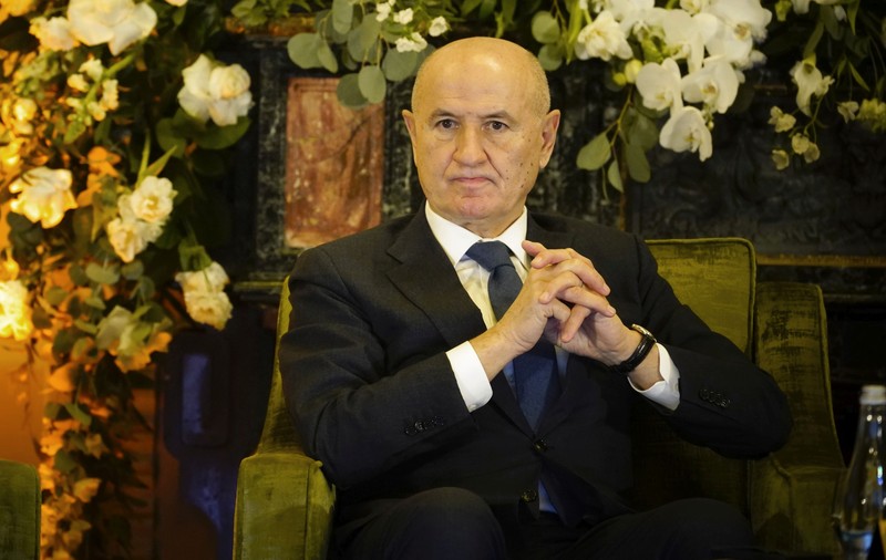 Newsweek, despre afacerea de 50 de milioane de euro a lui Copos: A împrumutat bani de la CEC să ridice o clădire, iar banca de stat a devenit chiriaş şi îi plăteşte ratele
