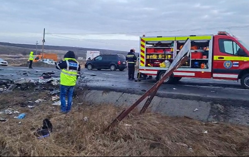 Cum s-a produs accidentul cu șapte morți din județul Iași. Ambulanța a evitat impactul în ultimul moment