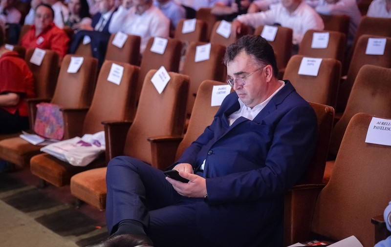 Marian Oprişan şi-a retras candidatura pentru funcţia de senator, după ce Marcel Ciolacu a invalidat lista PSD Vrancea
