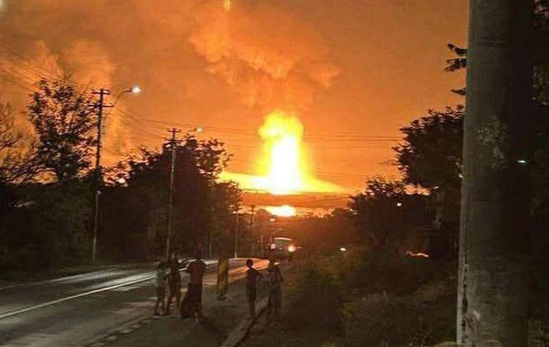 Imaginea terifiantă văzută în miez de noapte de zeci de mii de români. „De o oră bubuie continuu. Mi-e frică!”. Două avioane F-16, ridicate de la sol