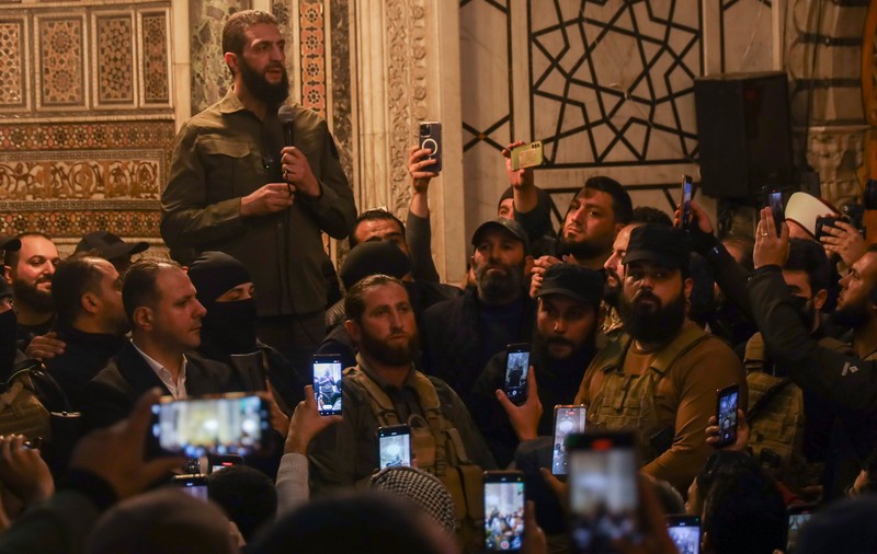 Washington Post: Rebelii sirieni care l-au înlăturat de la putere pe Bashar al-Assad au primit ajutor de la Kiev