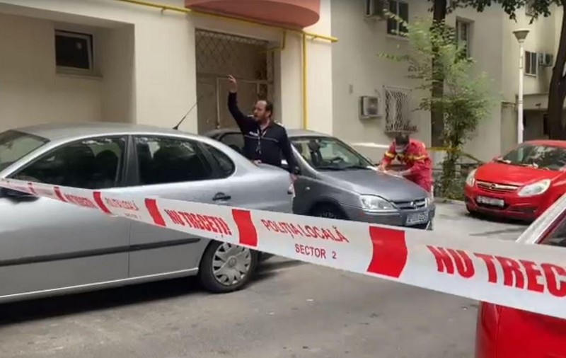 Doi soți de 89 ani s-au aruncat împreună de la etajul 7 al blocului în care locuiau, în București