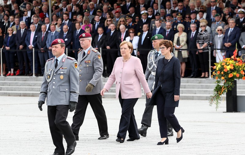 Germania comemorează 75 de ani de la atentatul împotriva lui Hitler. Merkel: ”Sunt momente în care neascultarea poate fi o datorie”