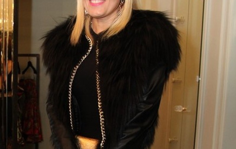 Elena Udrea, PUSĂ LA COLŢ de Iulia Albu