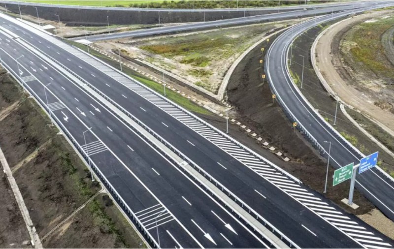 Cea mai scumpă autostradă din Balcani e în România și costă 43 de milioane de euro pe kilometru, scrie presa din Macedonia de Nord