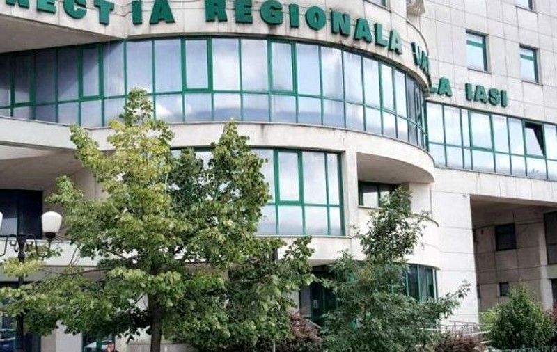 Un individ a spart sediul ANAF din Iași și a răscolit documentele