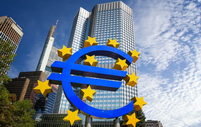 BCE a majorat rata dobânzii-cheie cu 0,5%, până la 3%. Dobânzi mai mari pentru cei cu credite în euro