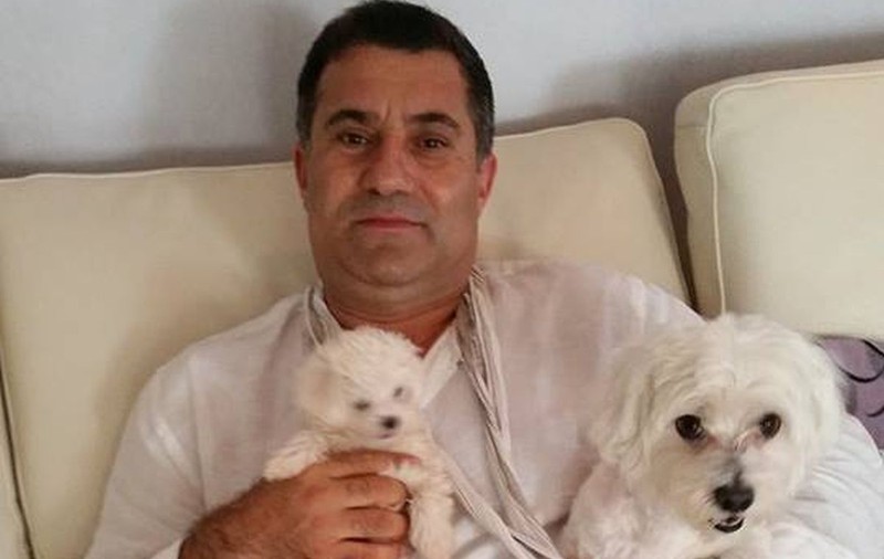 IONIŢĂ de la CLEJANI se pregăteşte să-şi schimbe look-ul! Vezi ce are de gând să facă!