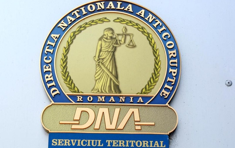 Fost procuror-șef din Sinaia condamnat pentru luare de mită, eliberat din funcție de Klaus Iohannis