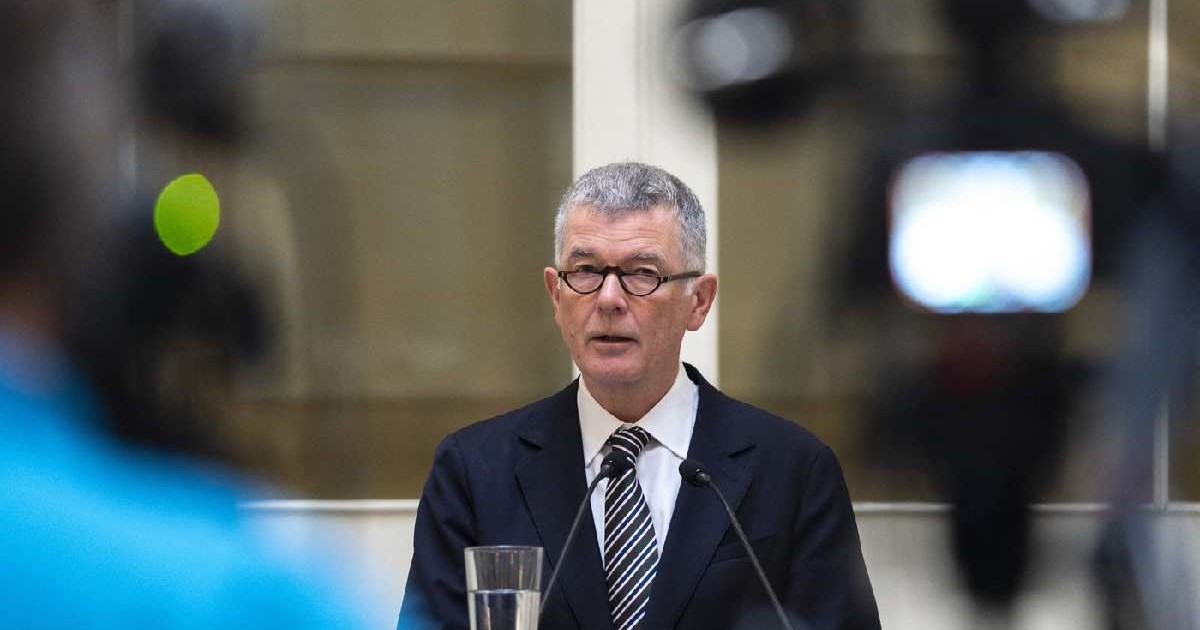 Richard Moore, şeful serviciului britanic de informaţii externe - cunoscut în mod obișnuit ca MI6, vorbește în timpul unui eveniment