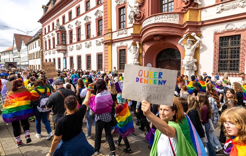 Germania simplifică schimbarea genului în documentele legale: va fi de ajuns o simplă declarație