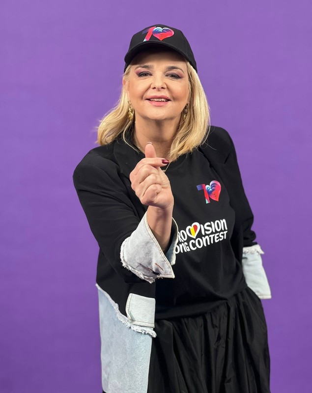 Mesajul Iulianei Marciuc după ce s-a zvonit că s-a despărțit de Adrian Enache. „Mulțumesc pentru interesul acordat vieților noastre”