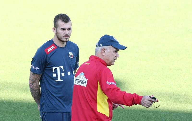 Denis Alibec, cu moralul la pământ: ”M-a sunat, era bulversat, aproape plângea!”. Dani Coman acuză jocuri de culise